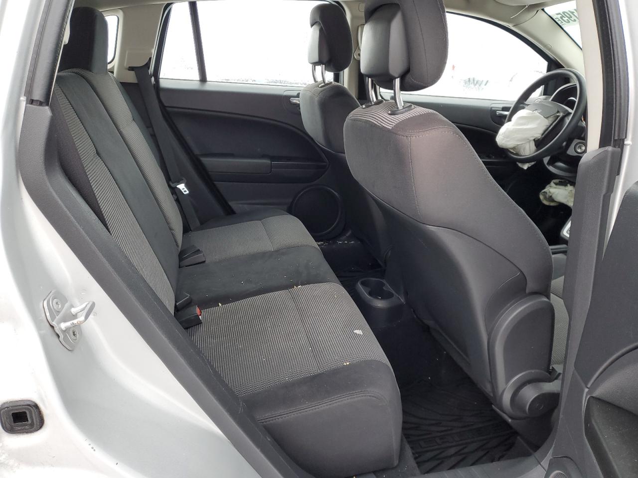 2010 Dodge Caliber - Image 11