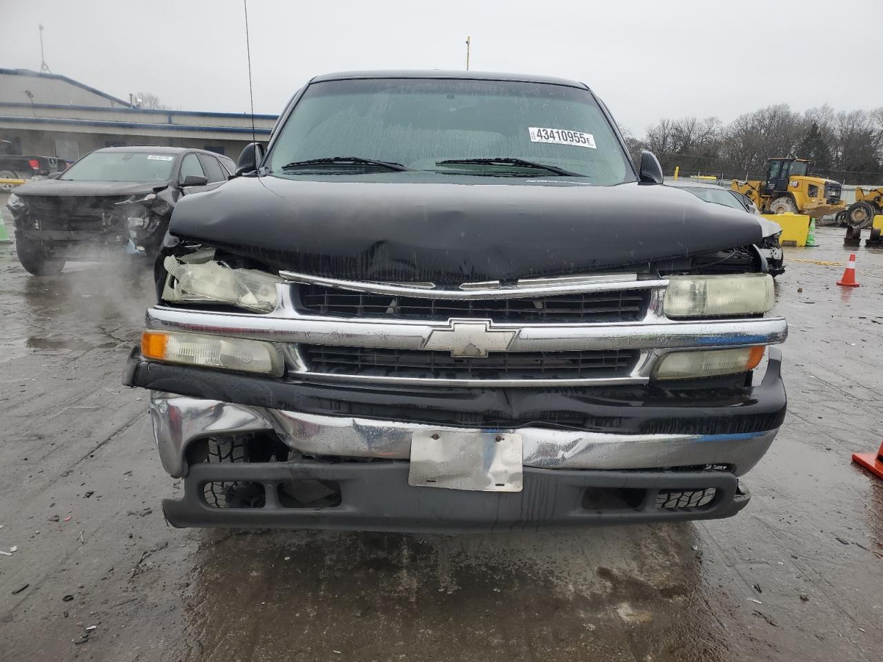 2003 Chevrolet Tahoe - Image 5