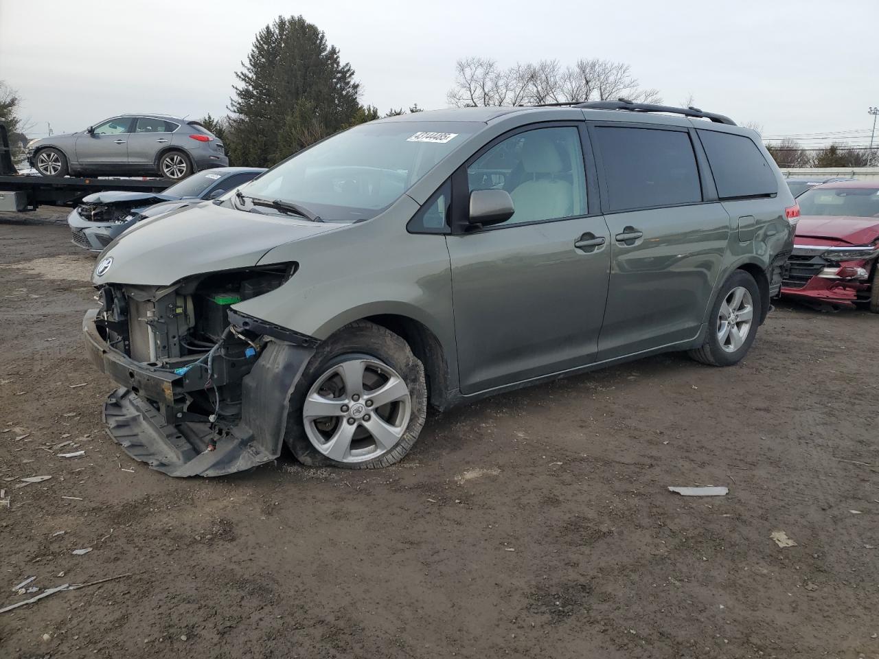 2011 Toyota Sienna - Image 1