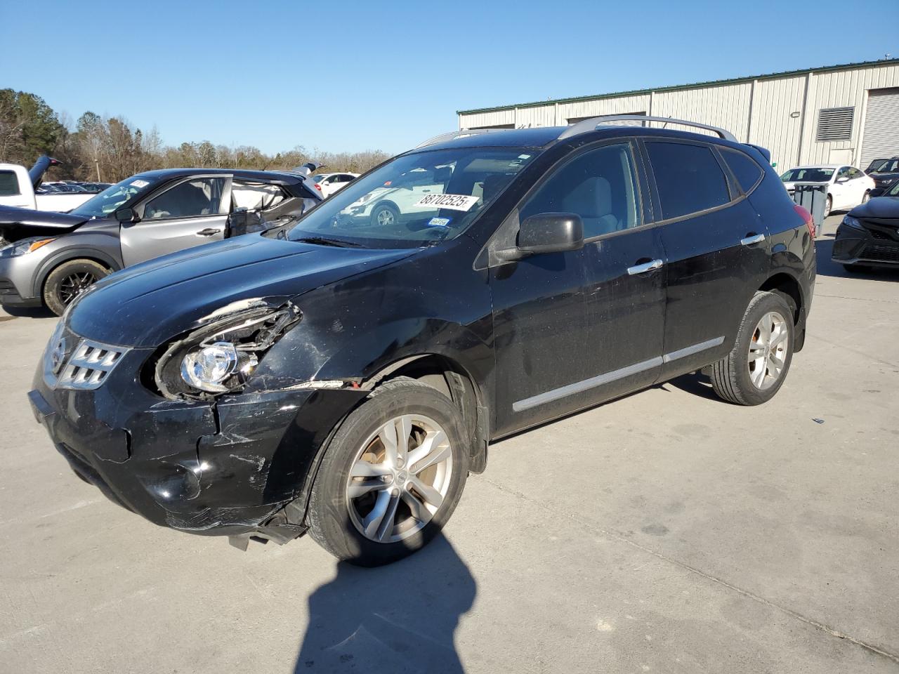 2015 Nissan Rogue - Image 1