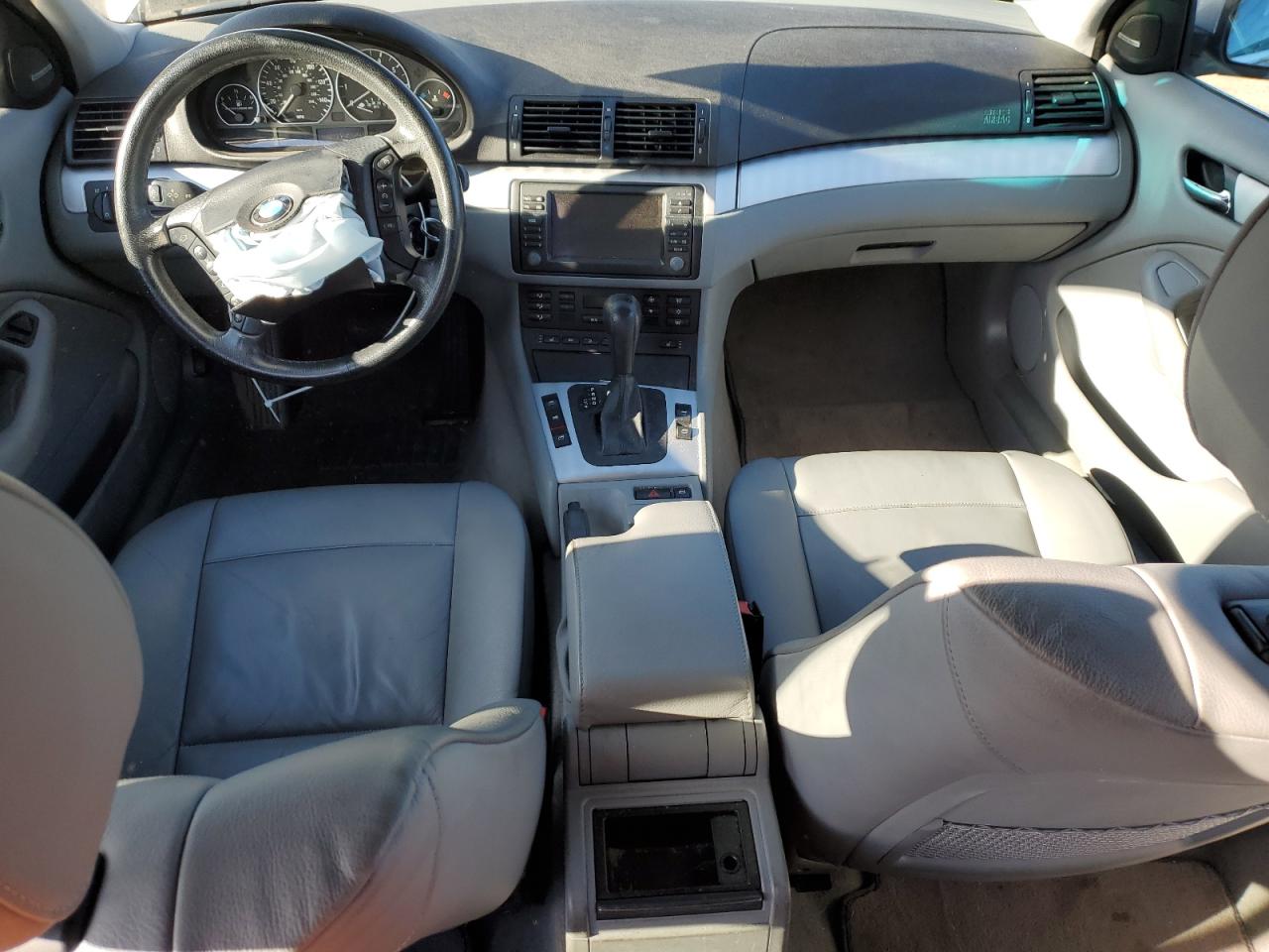 2005 BMW 330 Xi VIN: WBAEW53425PN39053 Lot: 86833674