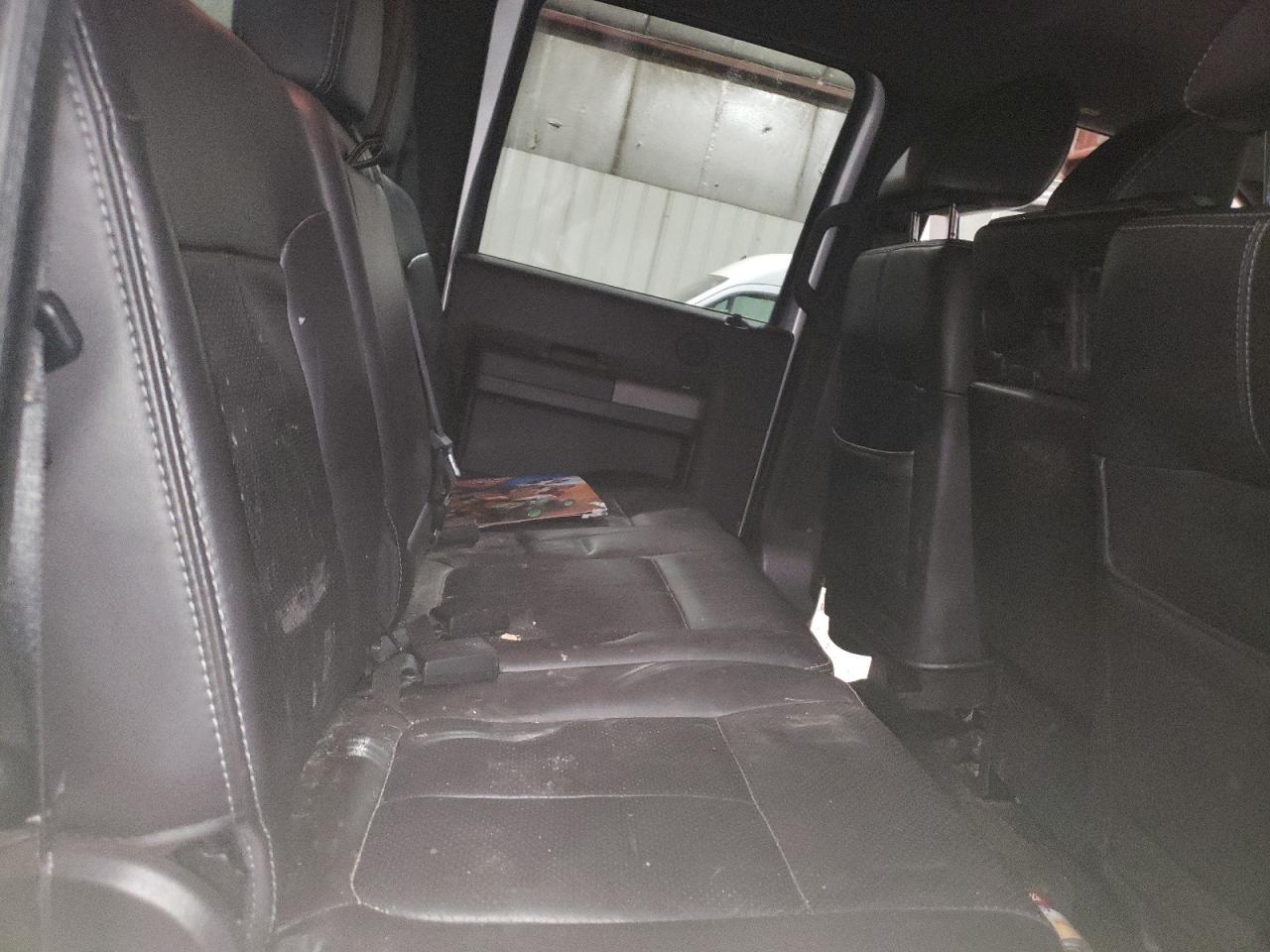 2011 Ford F250 - Image 10
