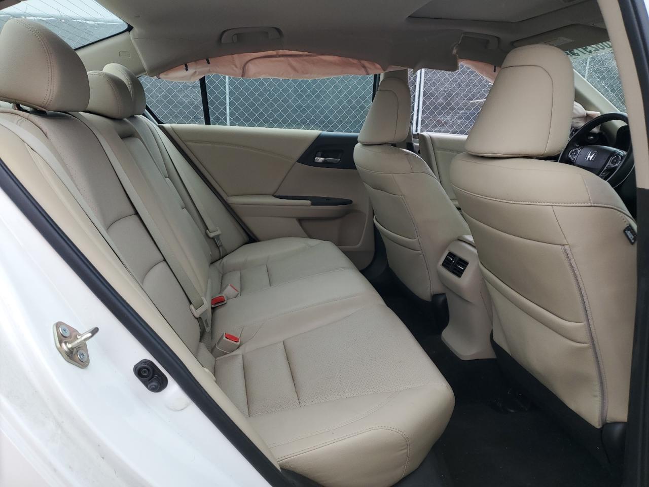 2016 Honda Accord - Image 10