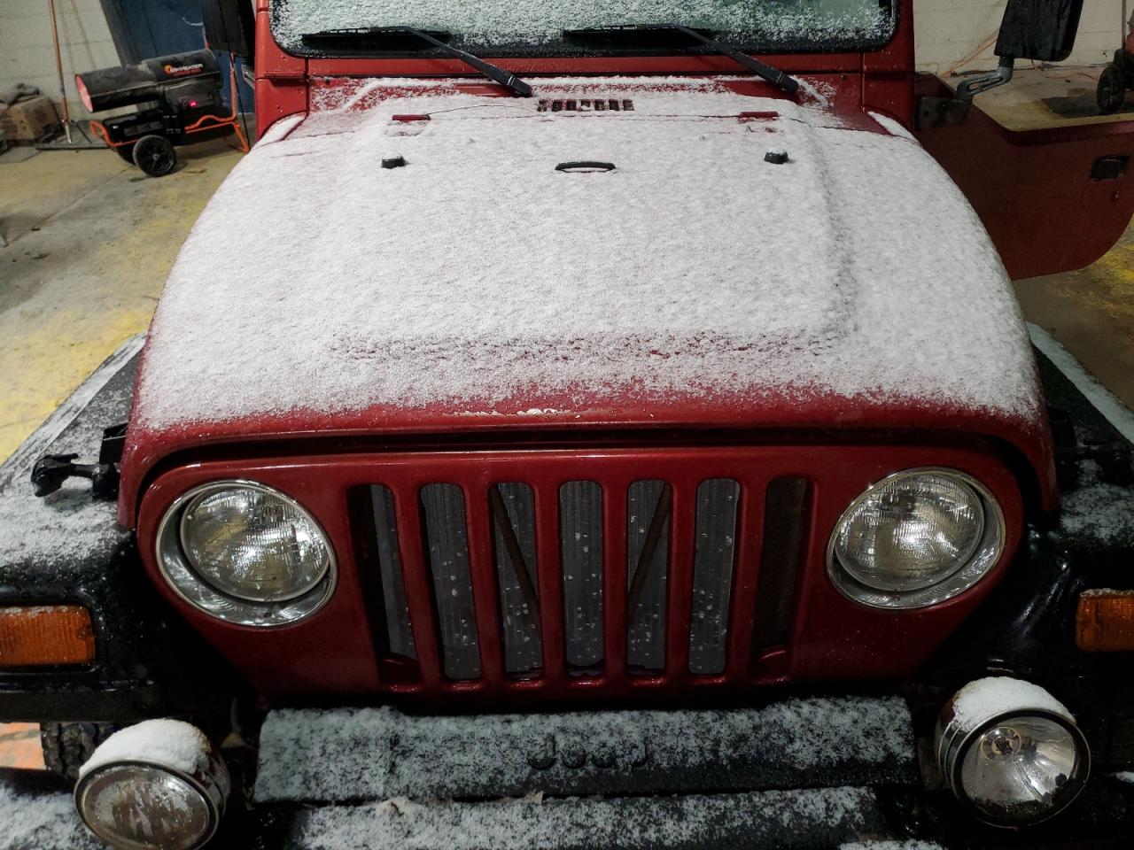 1998 Jeep Wrangler - Image 11