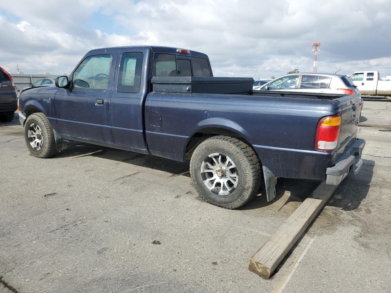 1999 Ford Ranger - Image 2