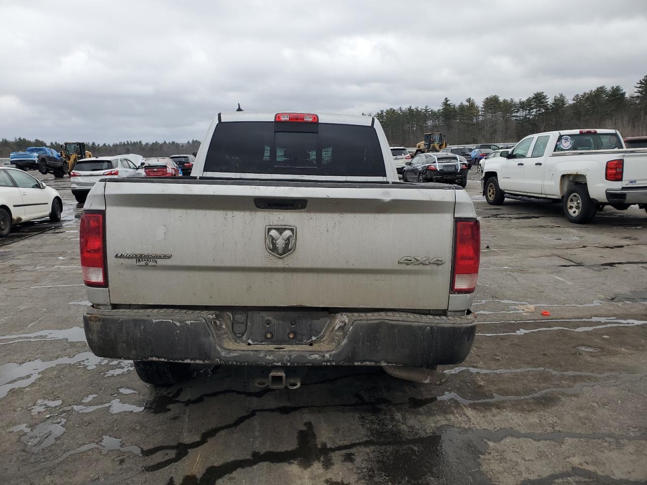 2015 RAM 1500 - Image 6