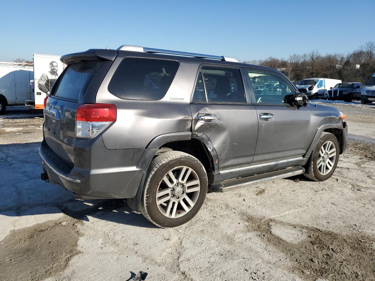 2013 Toyota 4Runner - Image 3