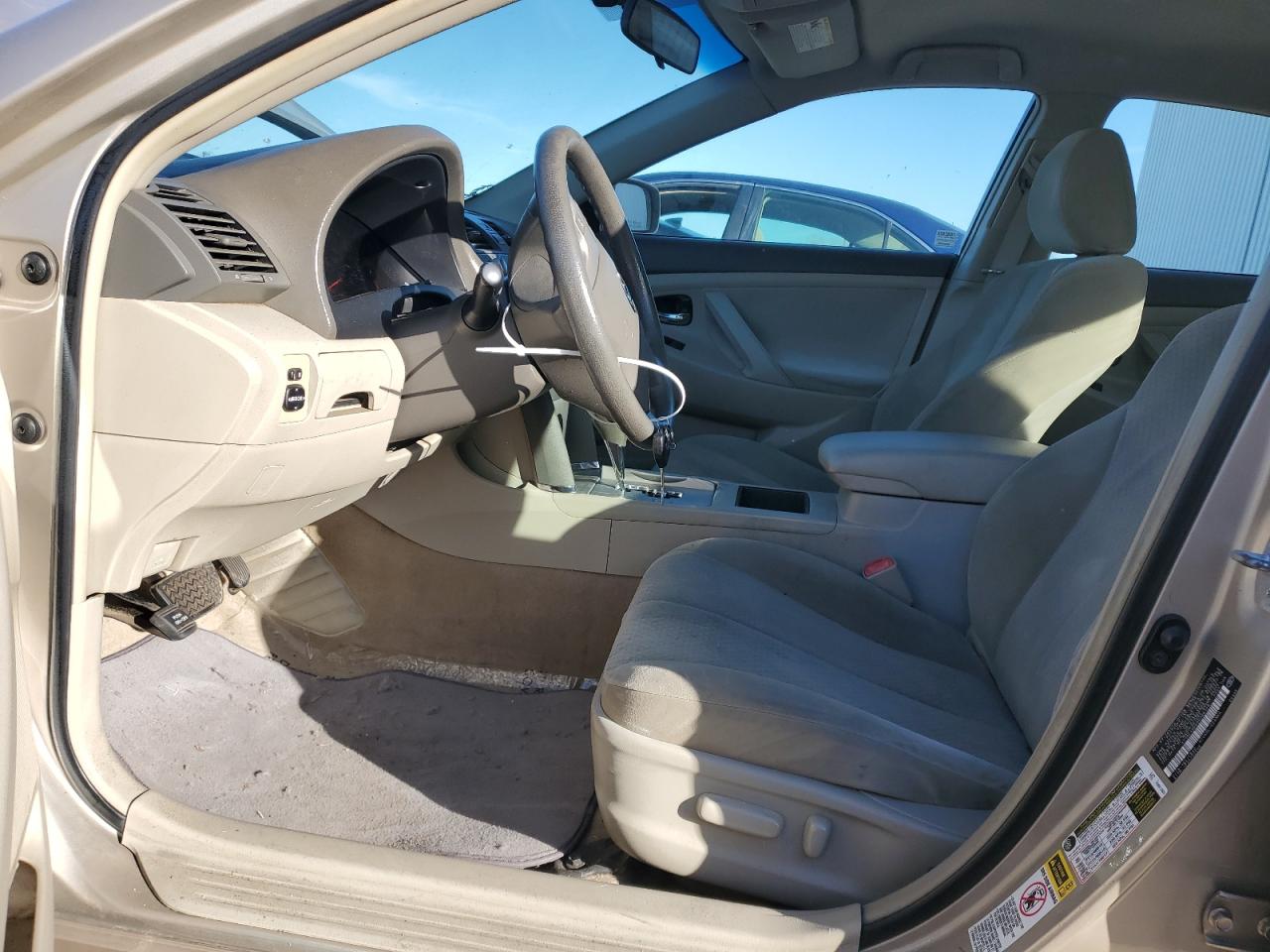 2009 Toyota Camry - Image 7