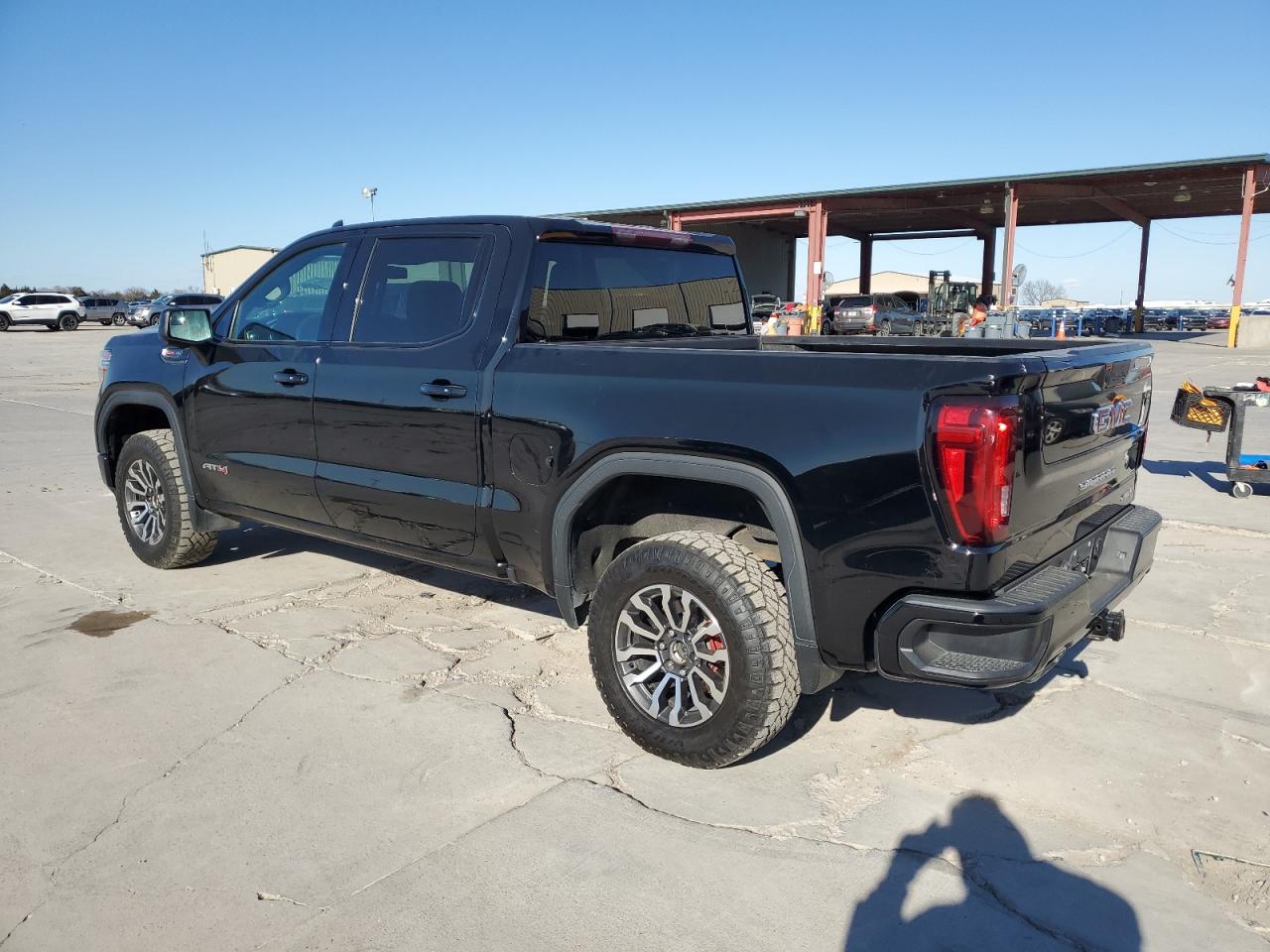 2021 GMC Sierra - Image 2