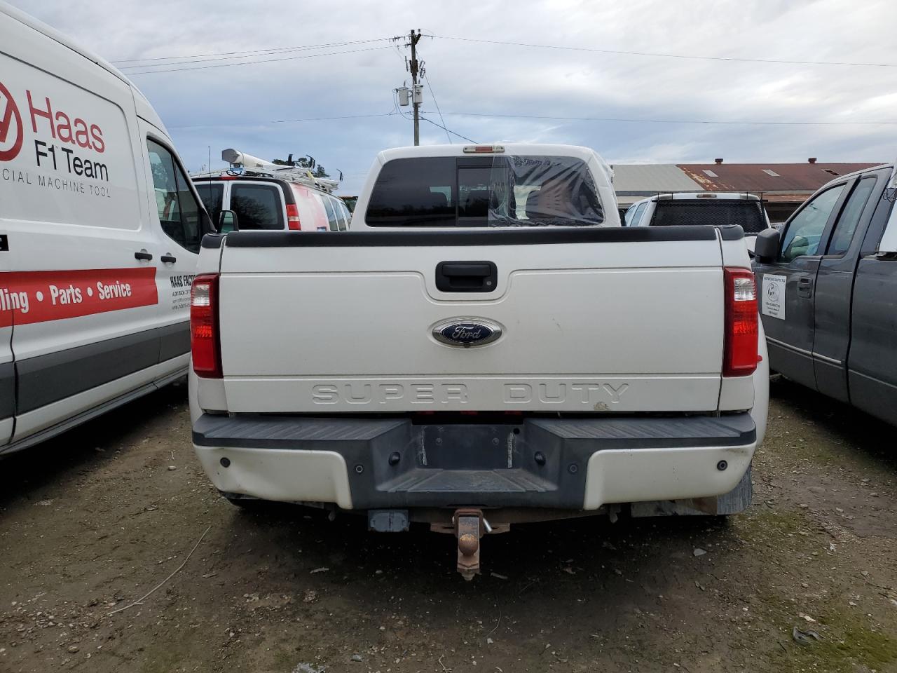 2015 Ford F350 - Image 6