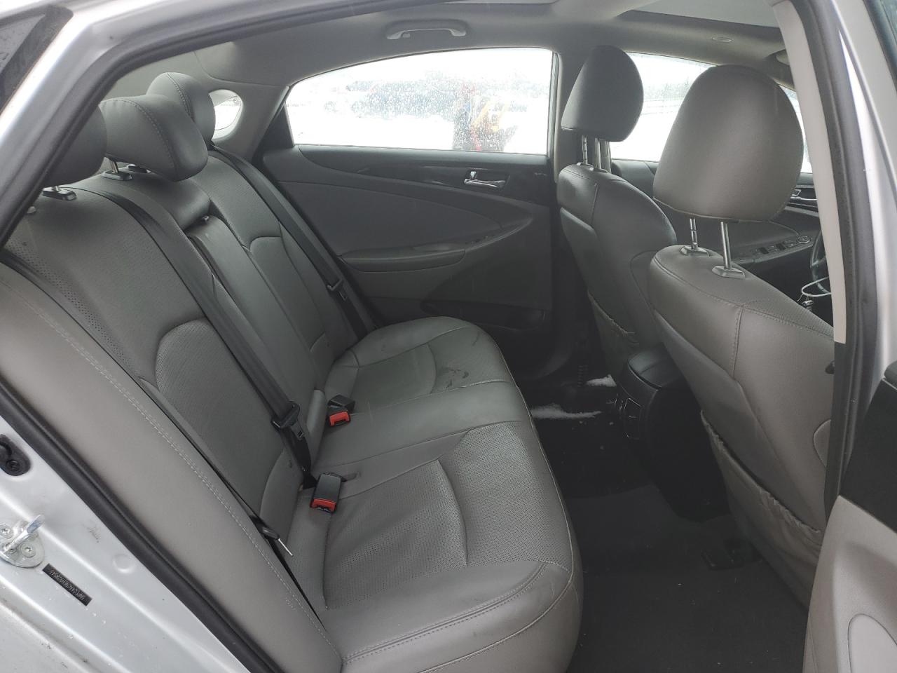 2014 Hyundai Sonata - Image 10