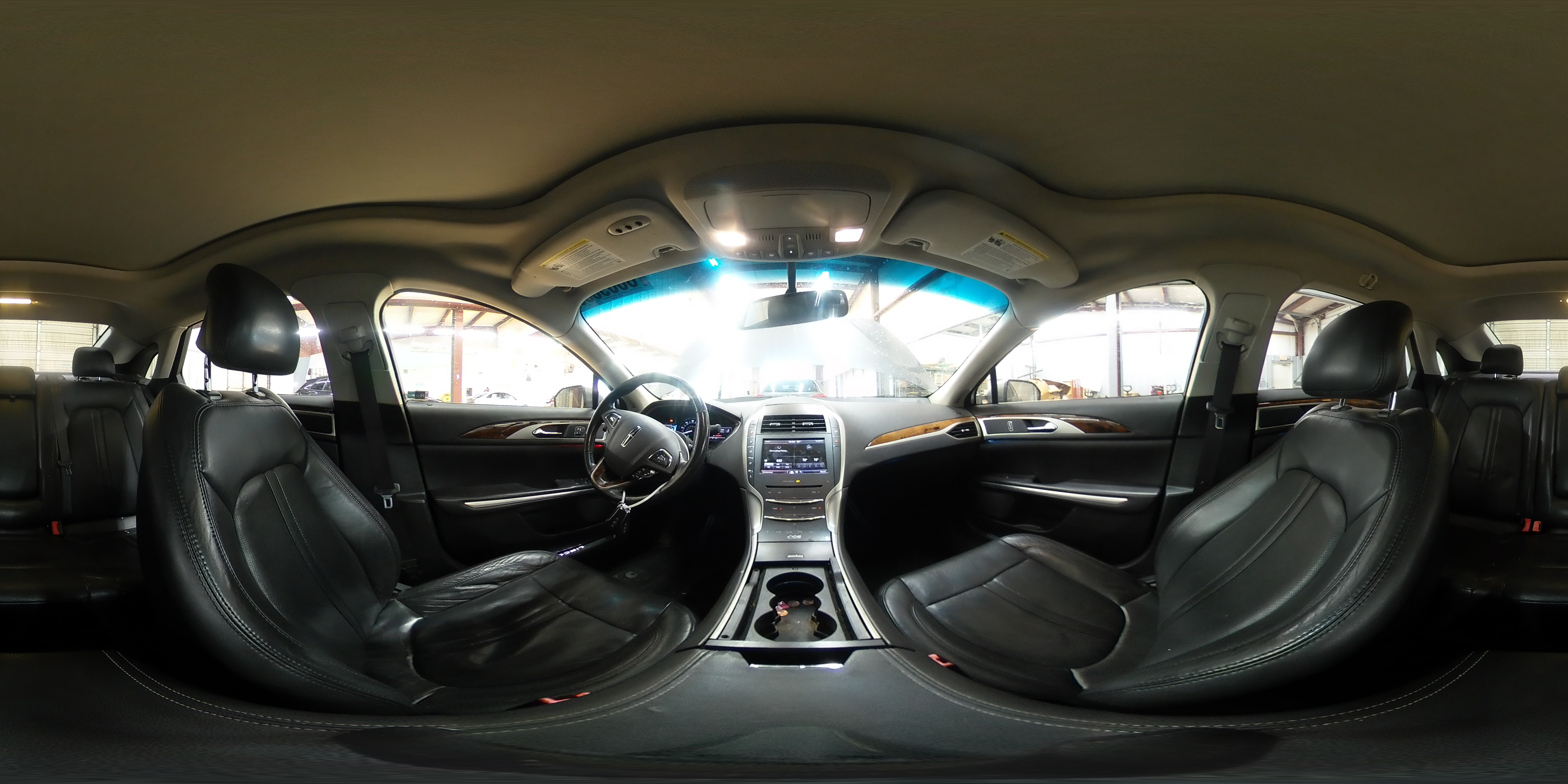 2014 Lincoln MKZ - Image 12