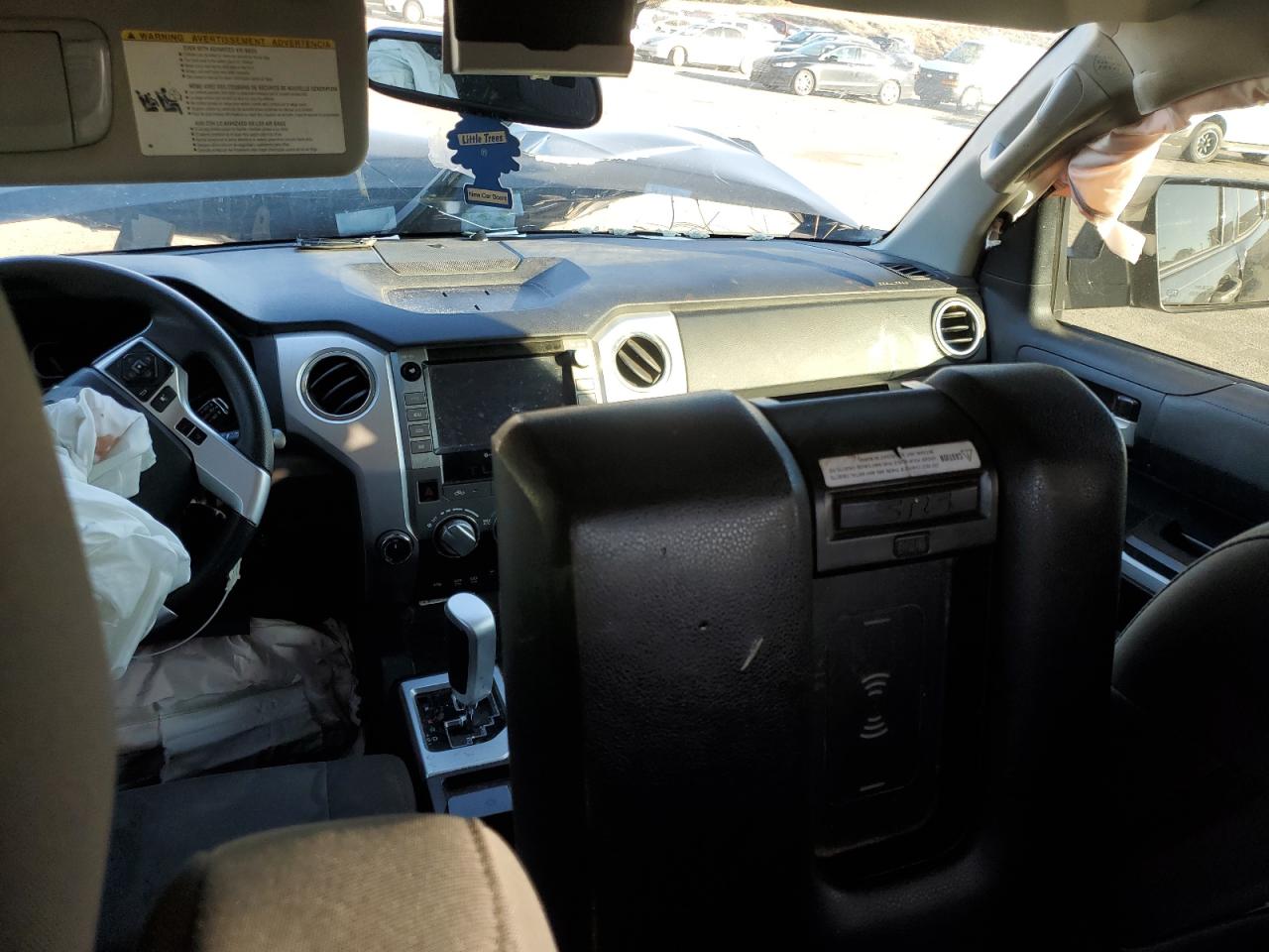 2020 Toyota Tundra - Image 8