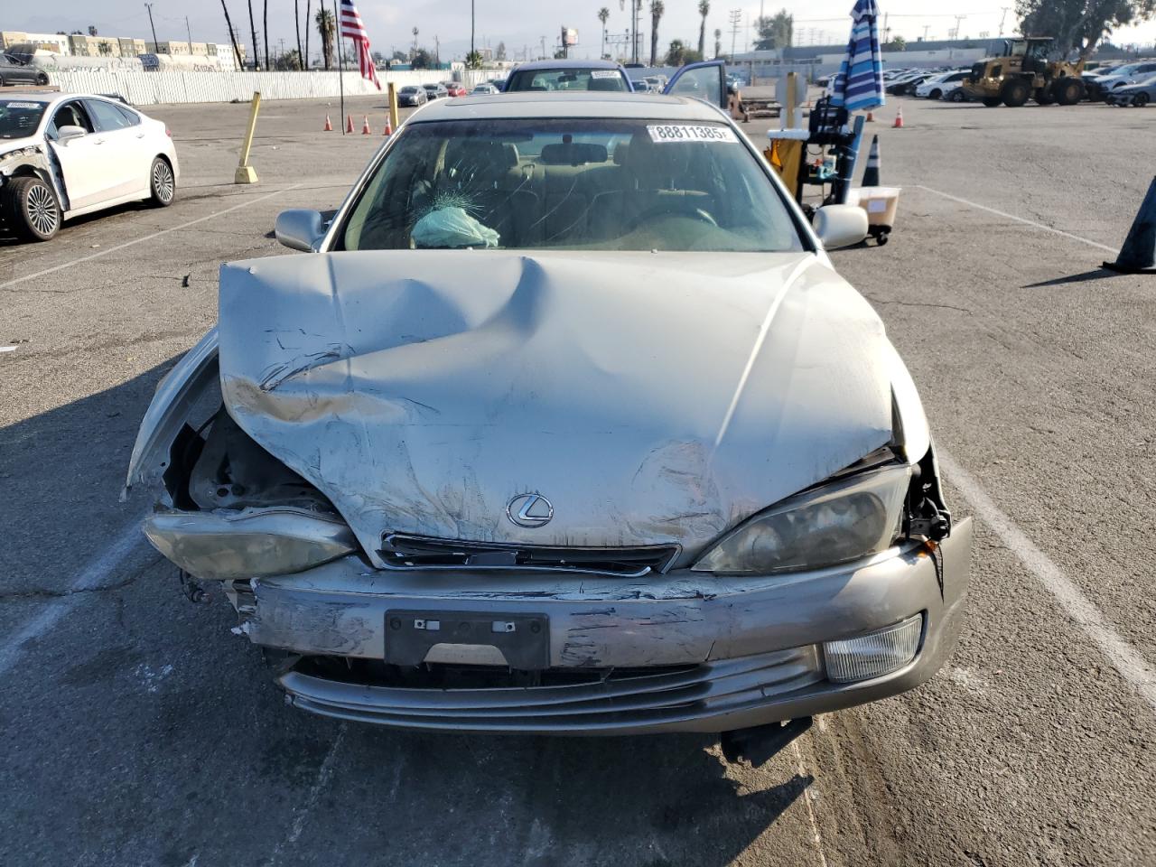1998 Lexus ES - Image 5