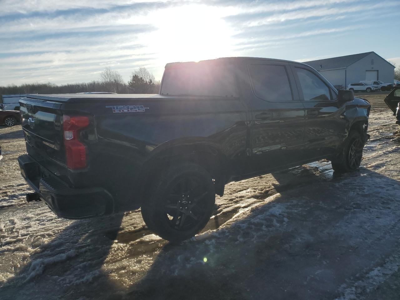 2022 Chevrolet Silverado - Image 3