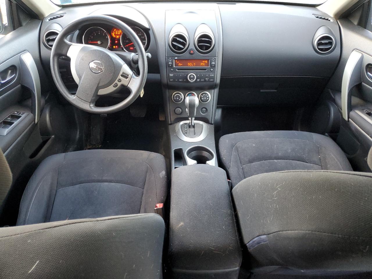 2010 Nissan Rogue - Image 8
