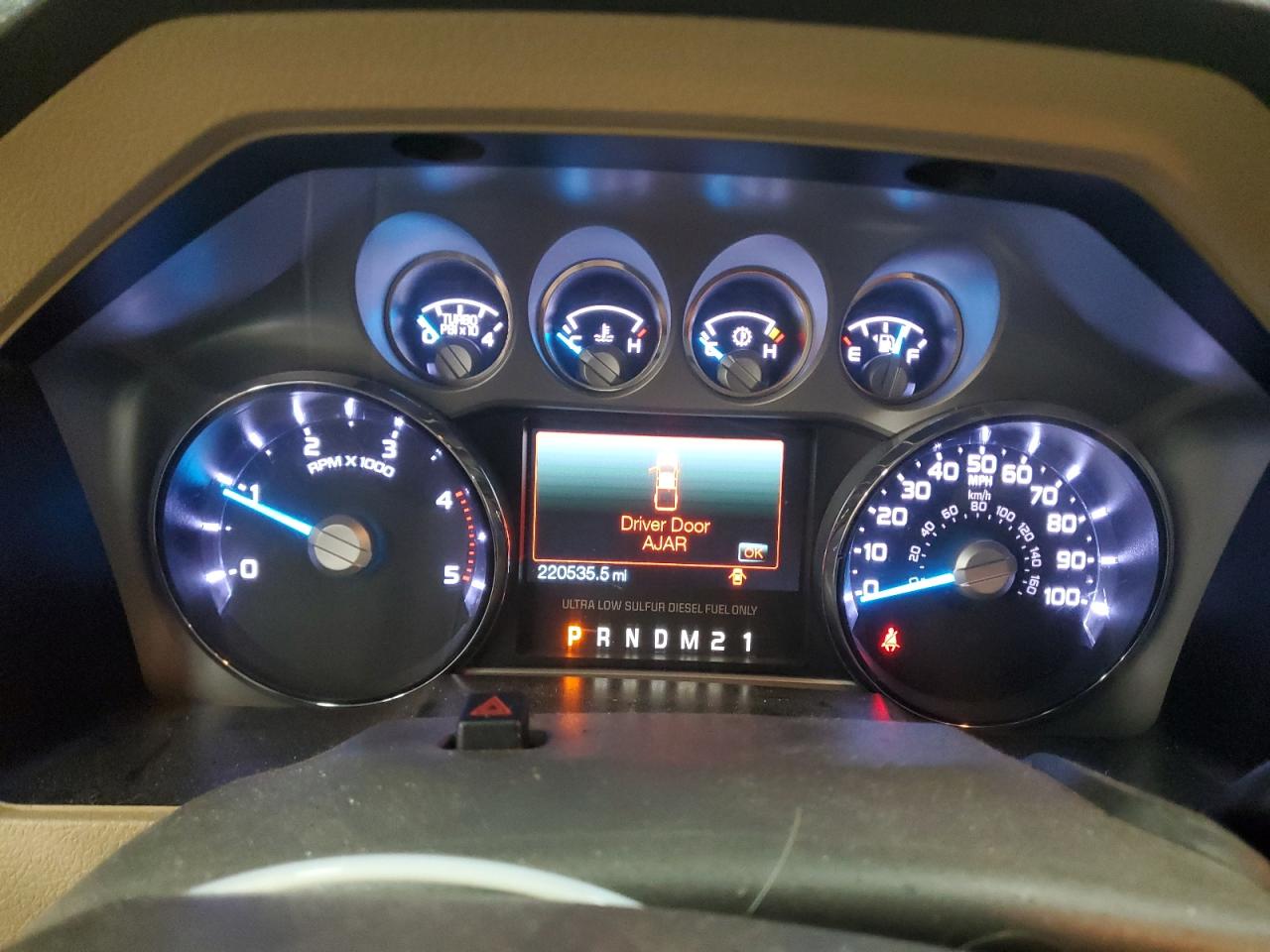 2011 Ford F250 - Image 9