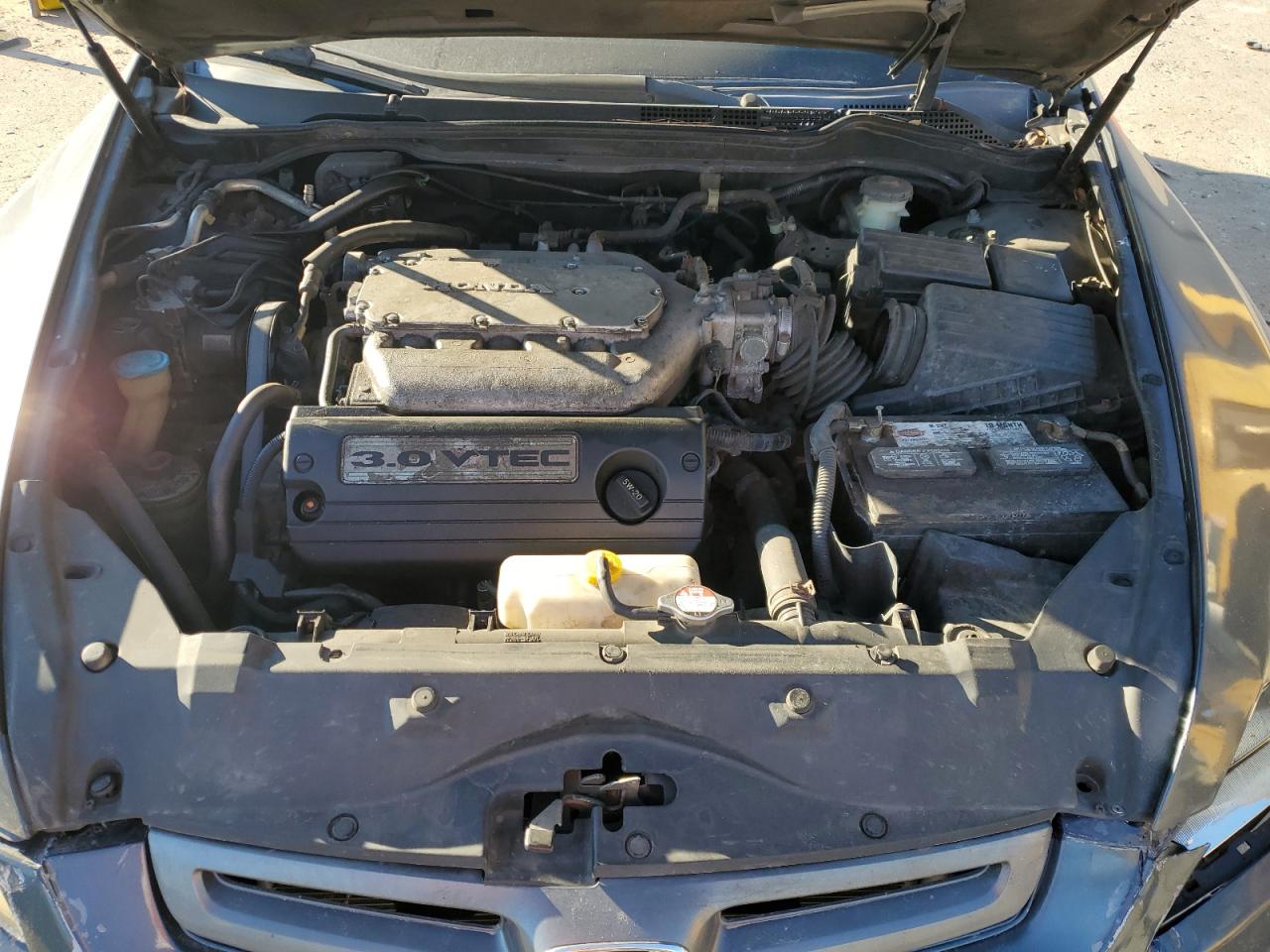 2004 Honda Accord - Image 11