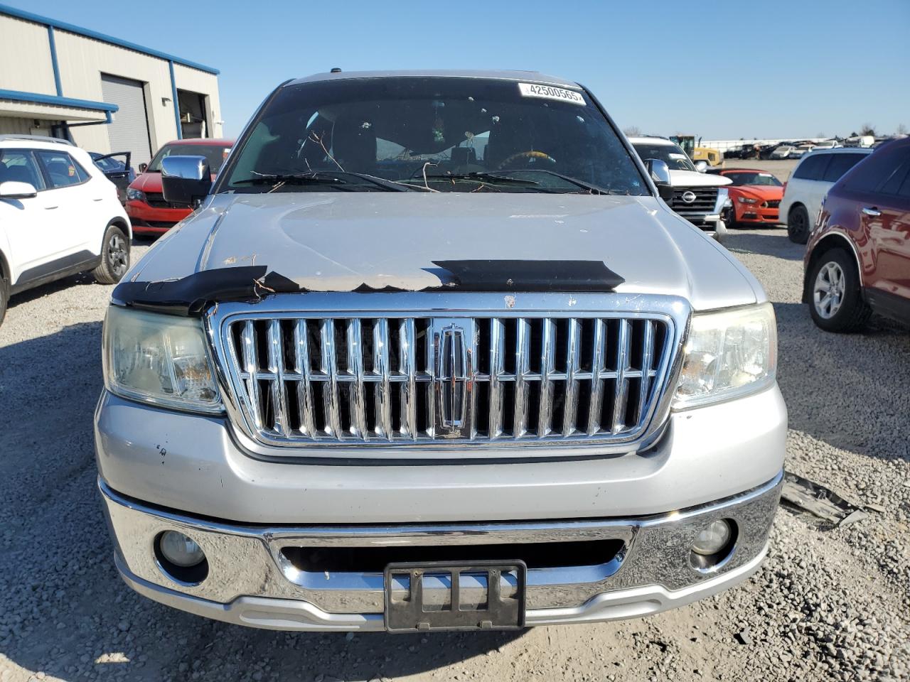 2007 Lincoln Mark LT - Image 5