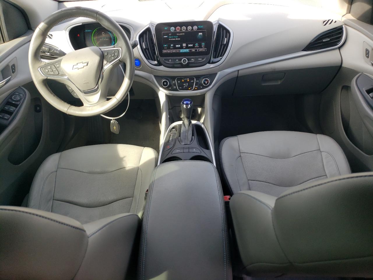 2017 Chevrolet Volt - Image 8