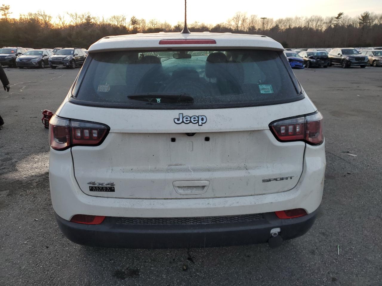 2020 Jeep Compass - Image 6