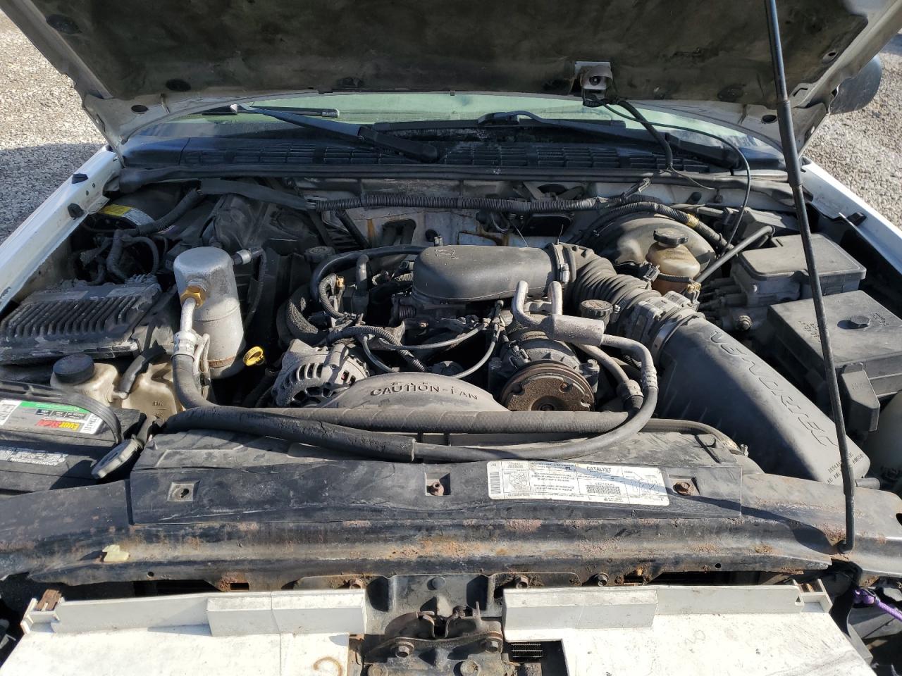 1999 Oldsmobile Bravada - Image 13