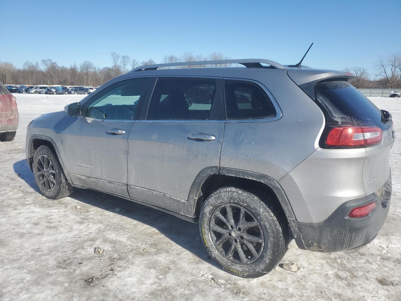 2015 Jeep Grand Cherokee - Image 2