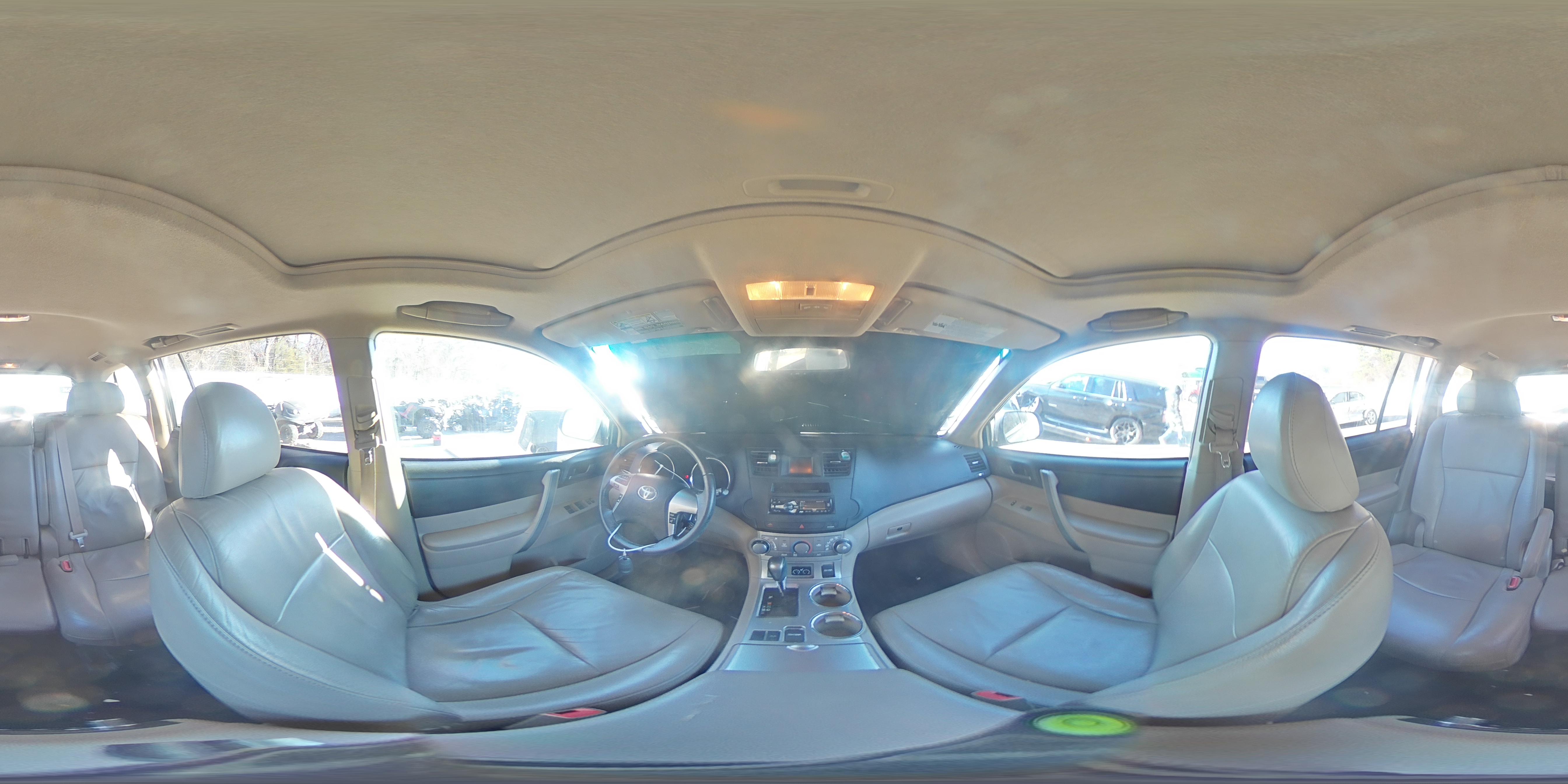 2012 Toyota Highlander - Image 14