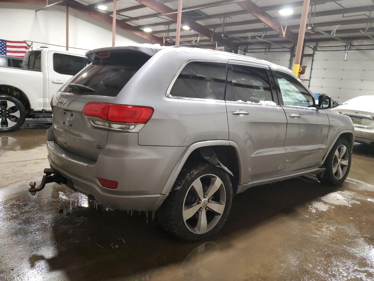 2015 Jeep Grand Cherokee - Image 3