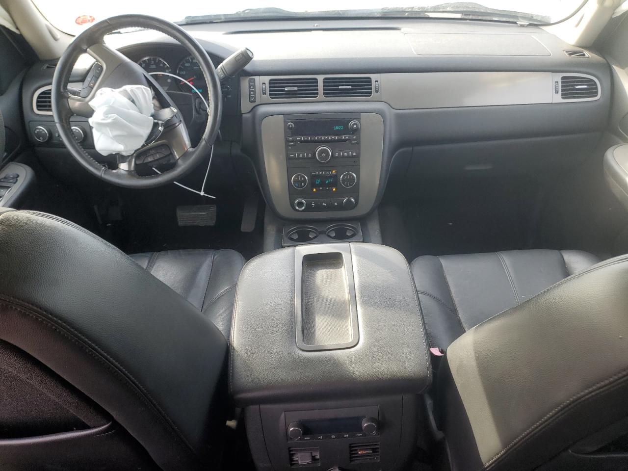 2009 Chevrolet Avalanche - Image 8