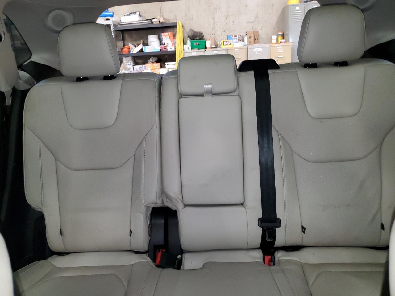 2017 Ford Edge - Image 10