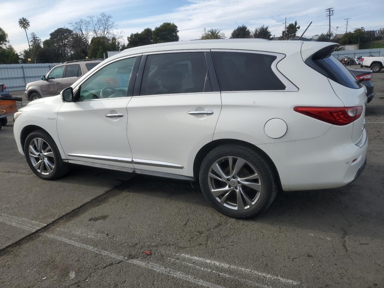 2014 Infiniti QX60 - Image 2