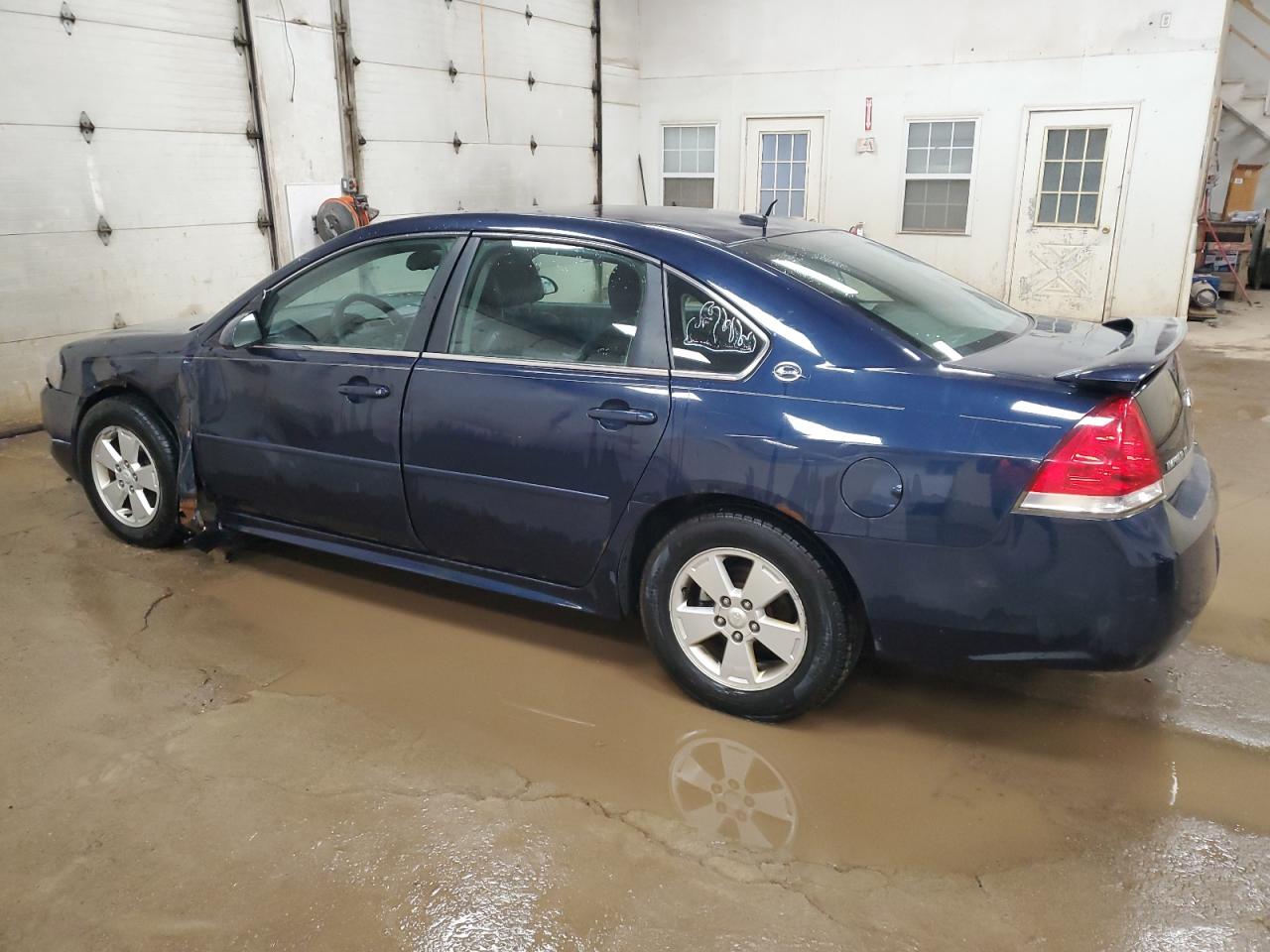 2009 Chevrolet Impala - Image 2