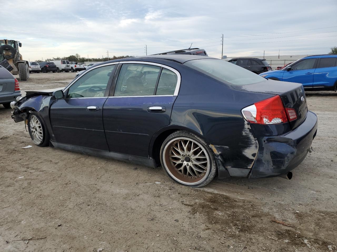 2004 Infiniti G - Image 2
