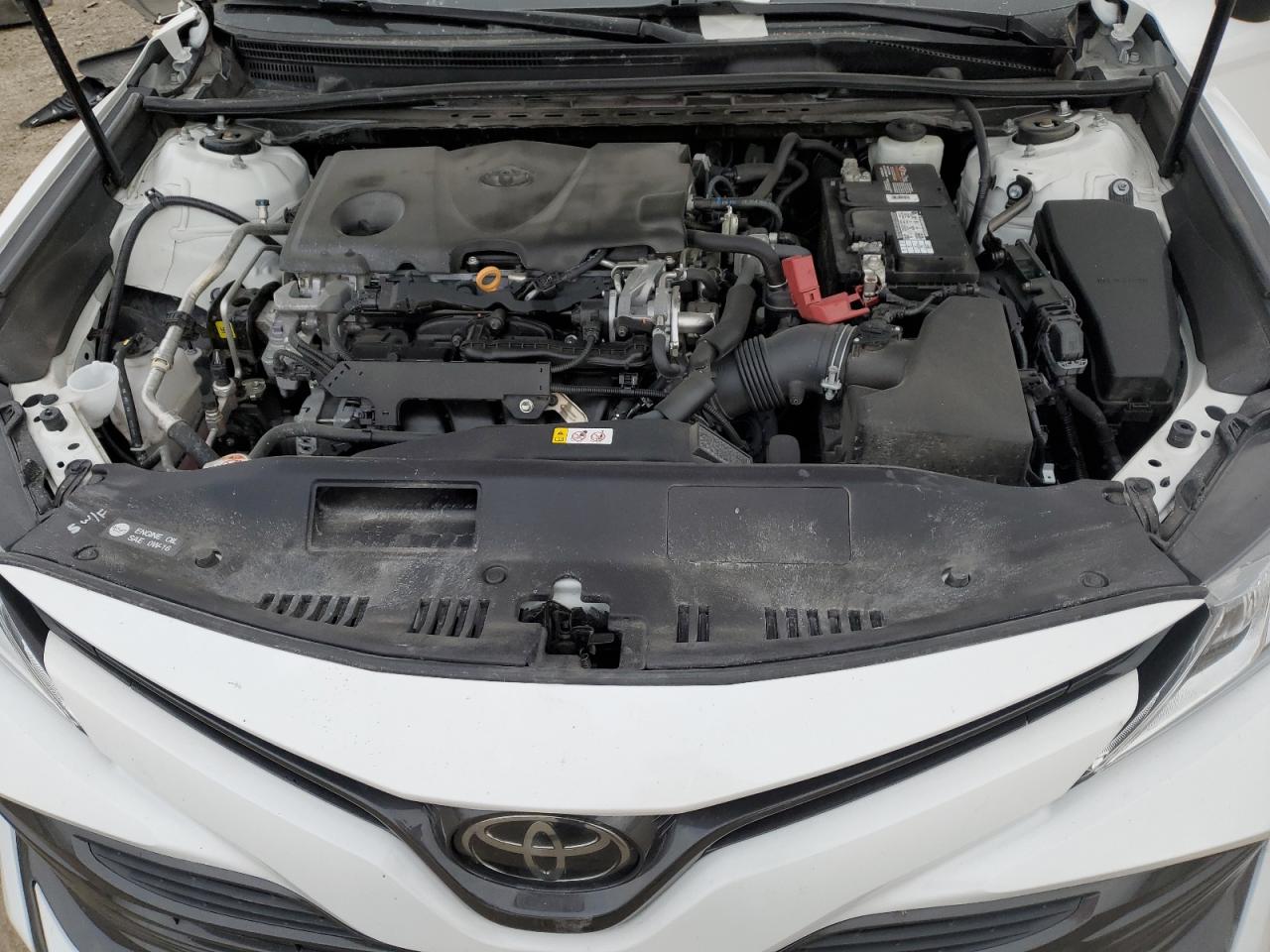 2019 Toyota Camry - Image 11