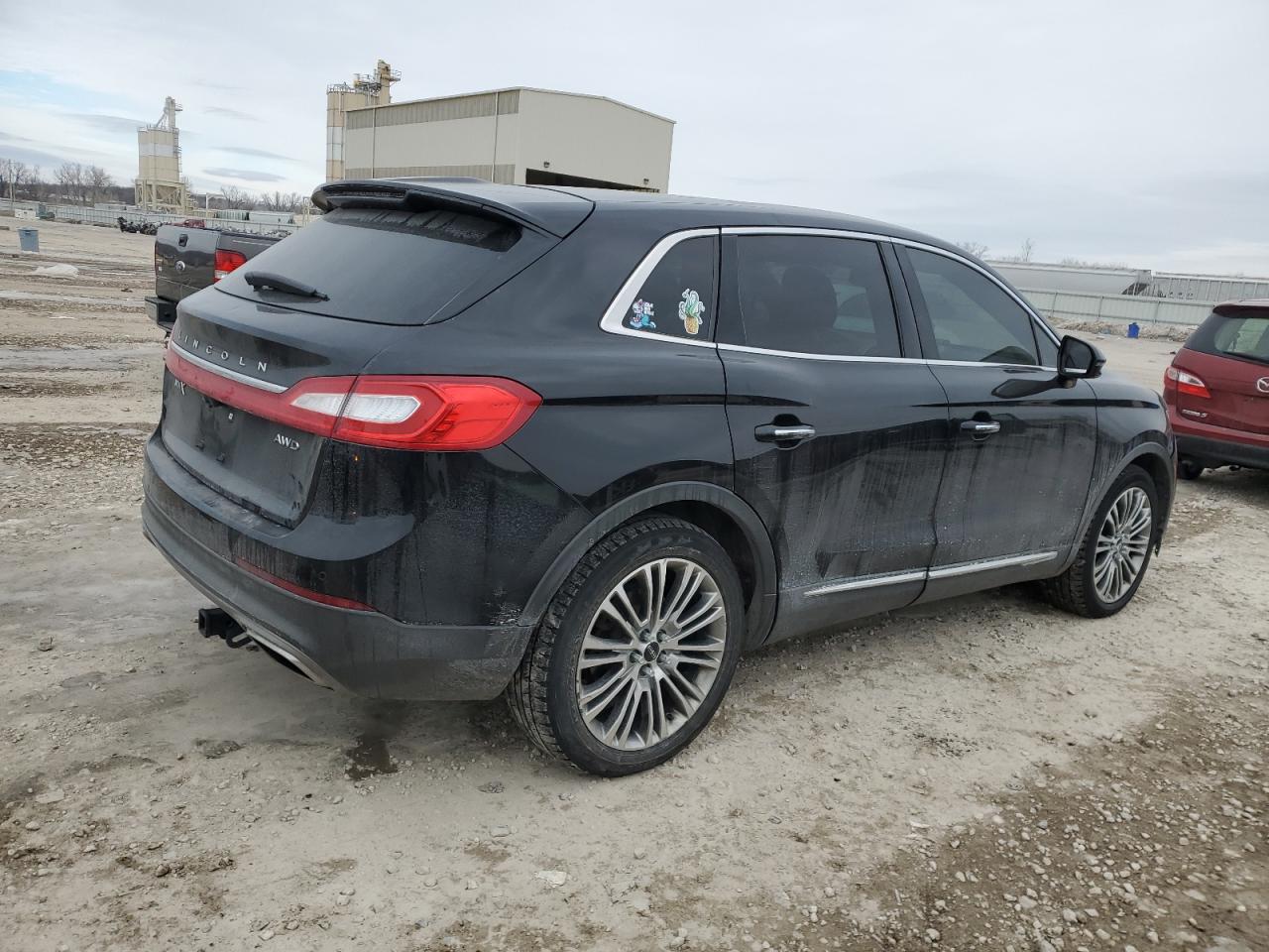 2016 Lincoln MKX - Image 3