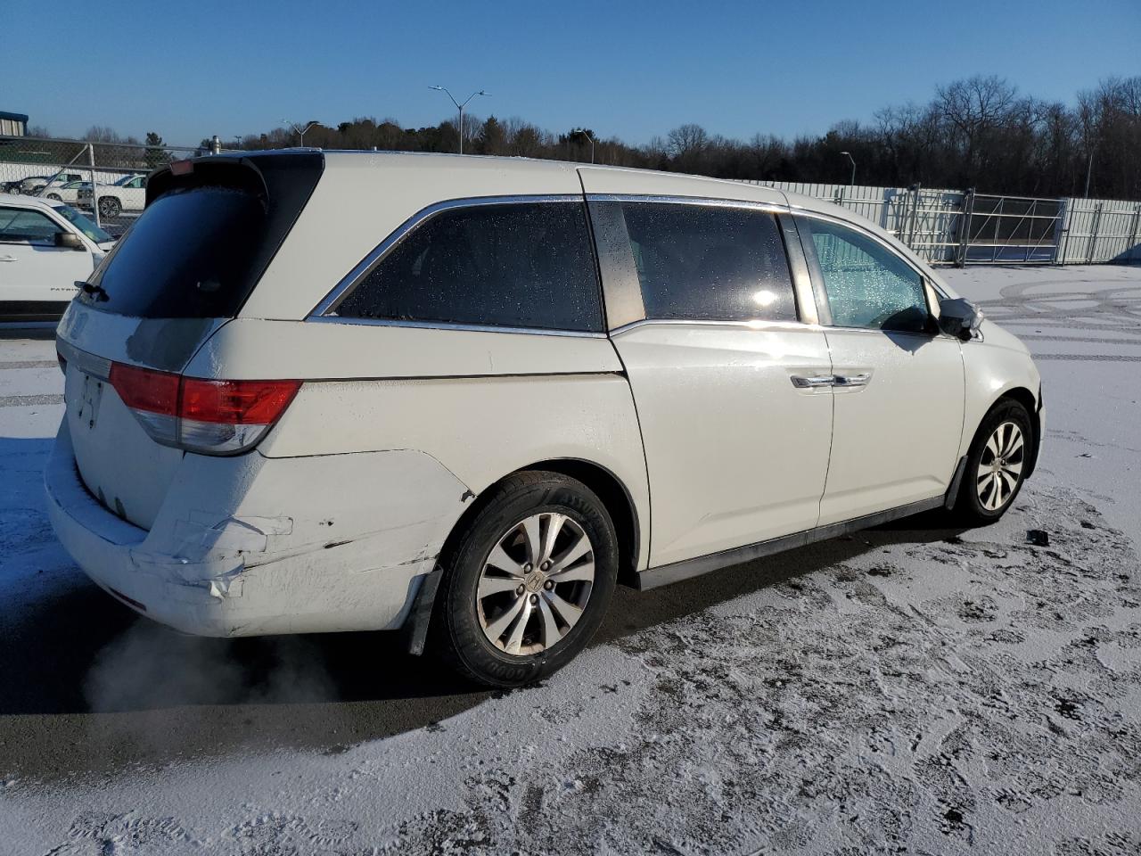 2014 Honda Odyssey - Image 3
