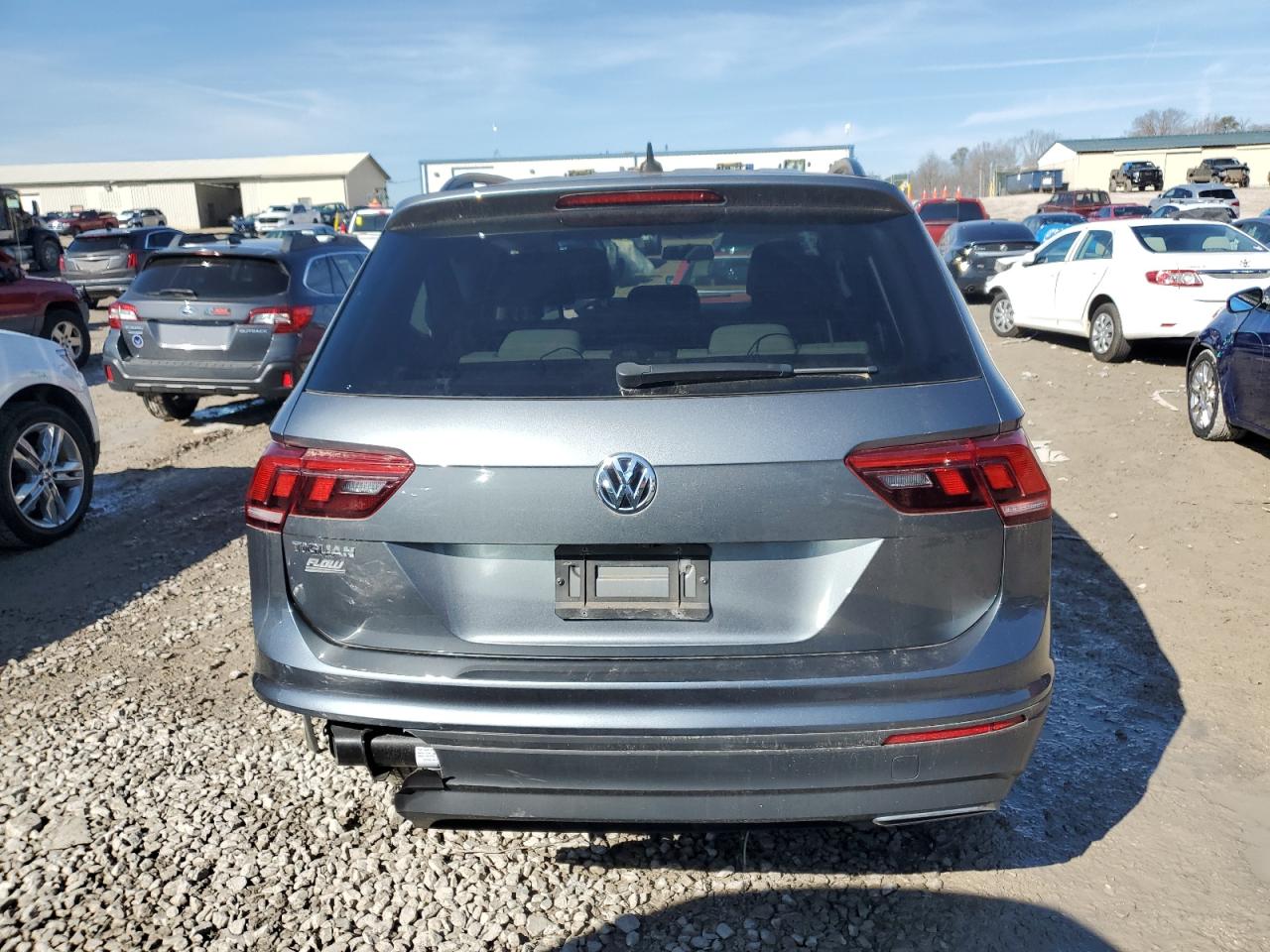 2020 Volkswagen Tiguan - Image 6