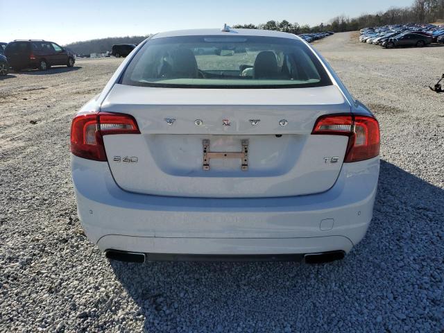  VOLVO S60 2015 Білий