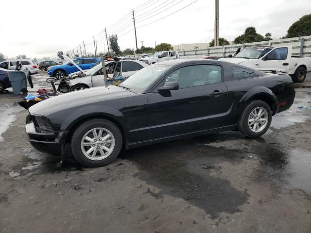 2005 Ford Mustang 