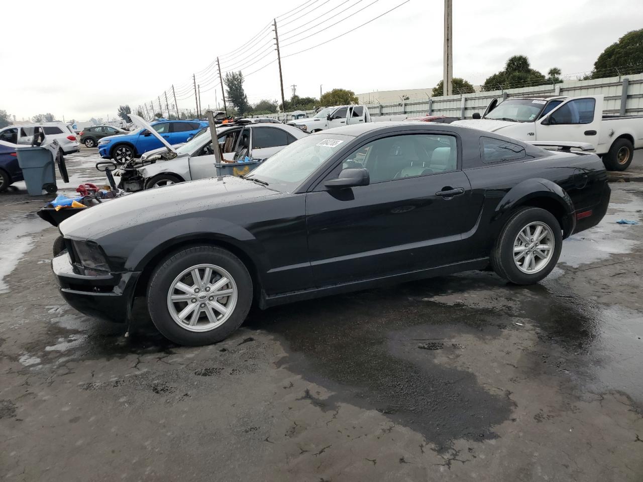 2005 Ford Mustang - Image 1