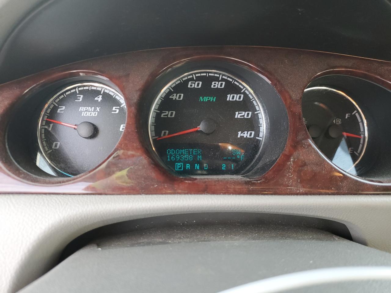 2009 Buick Lucerne - Image 9