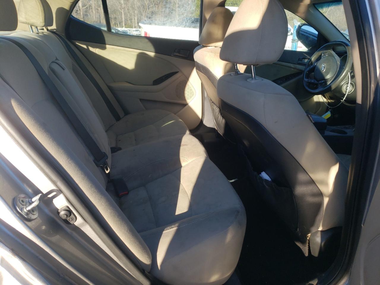 2013 Kia Optima - Image 10
