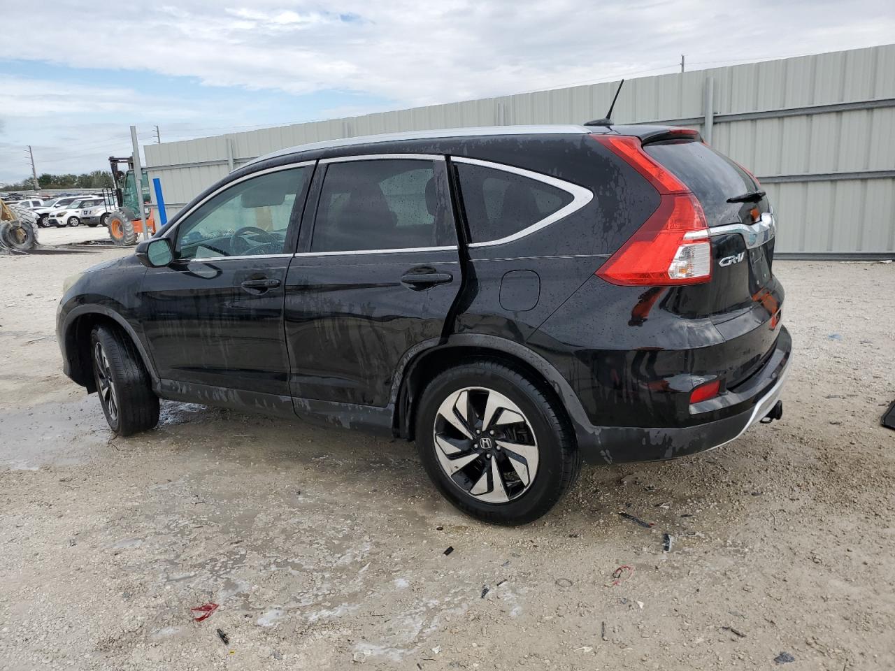2015 Honda CR-V - Image 2