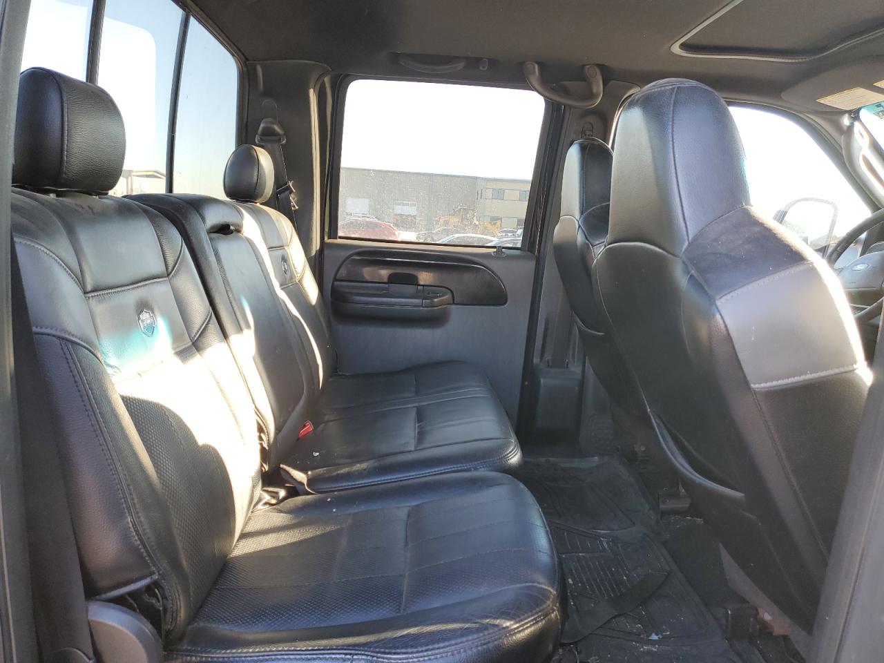 2005 Ford F250 - Image 10