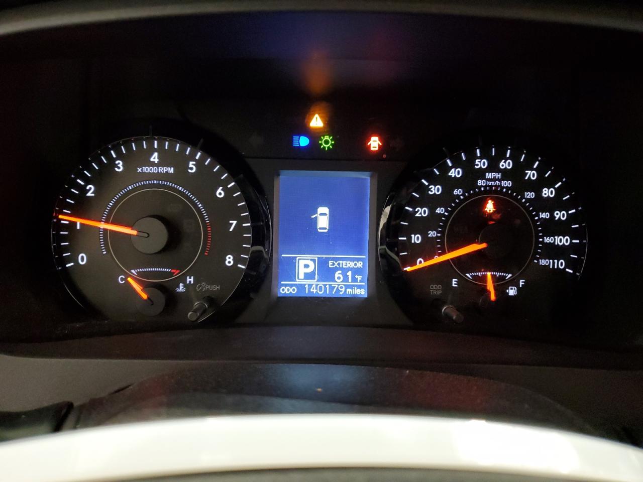 2017 Toyota Sienna - Image 9