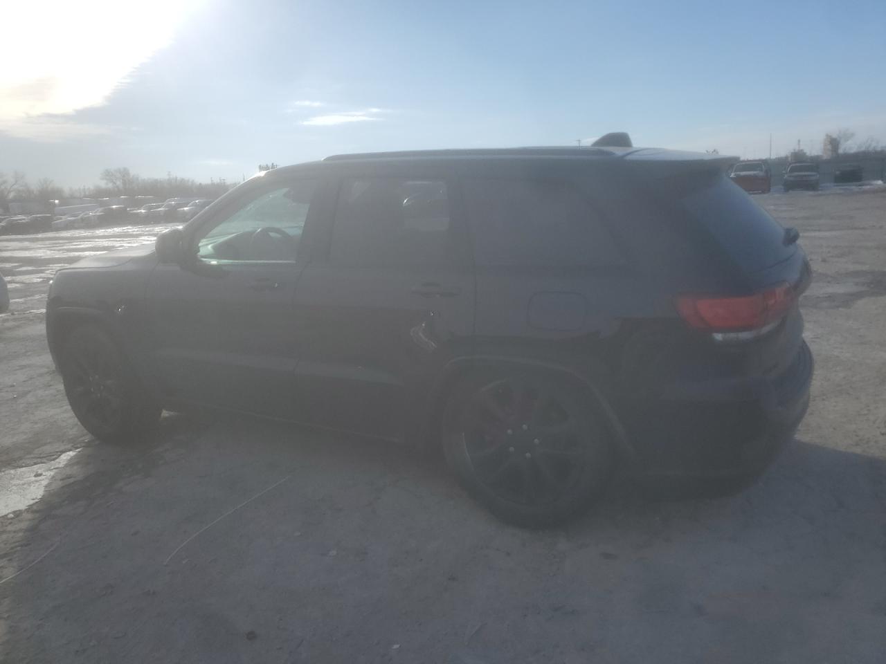 2021 Jeep Grand Cherokee - Image 2