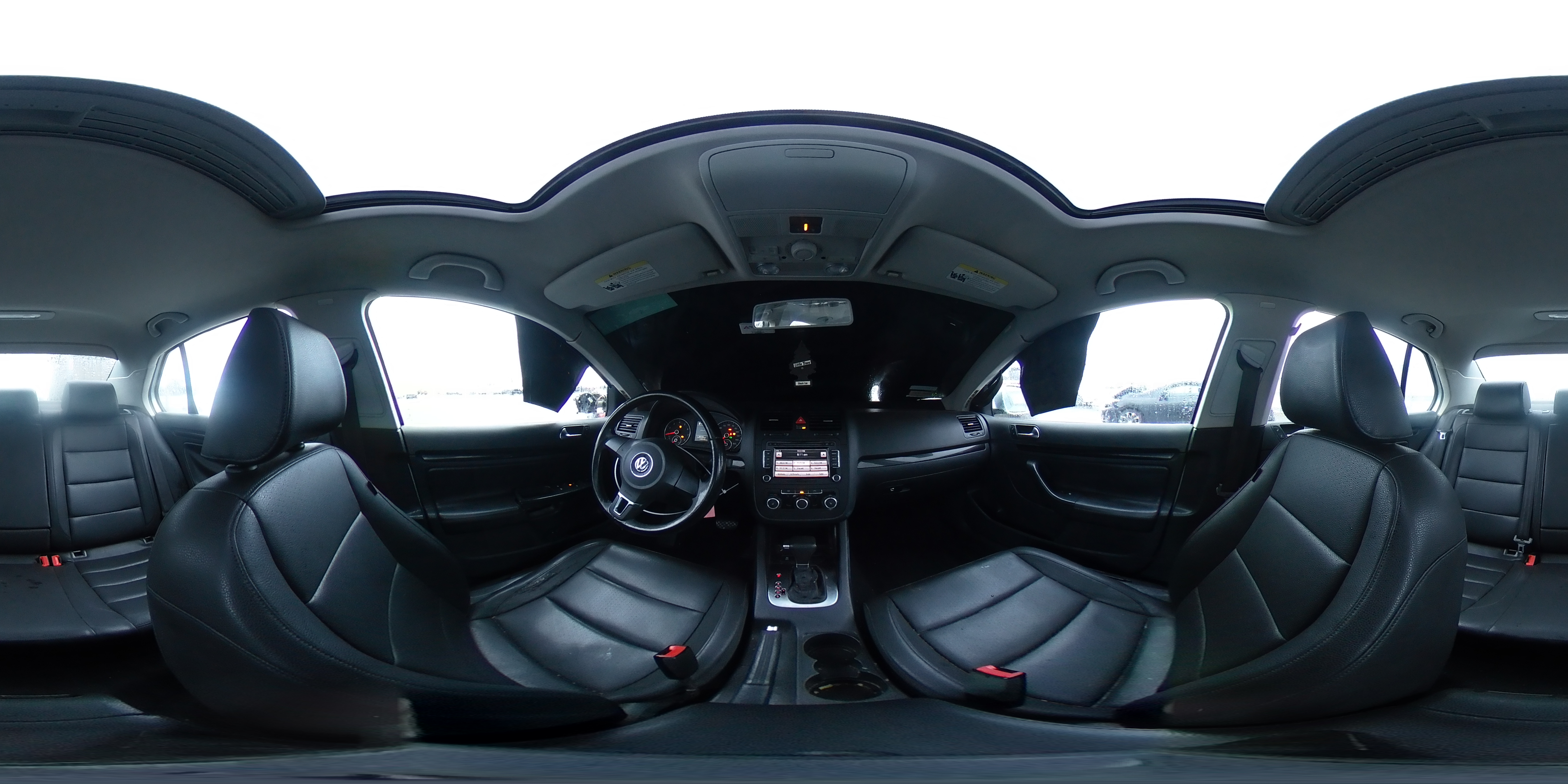 2010 Volkswagen Jetta - Image 12