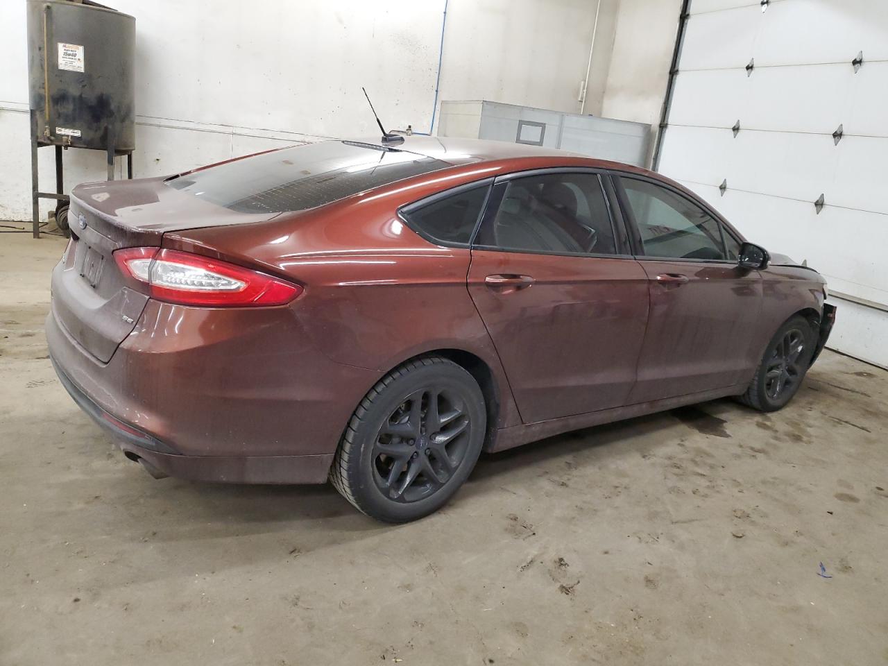 VIN 3FA6P0H78GR328564 2016 FORD FUSION no.3