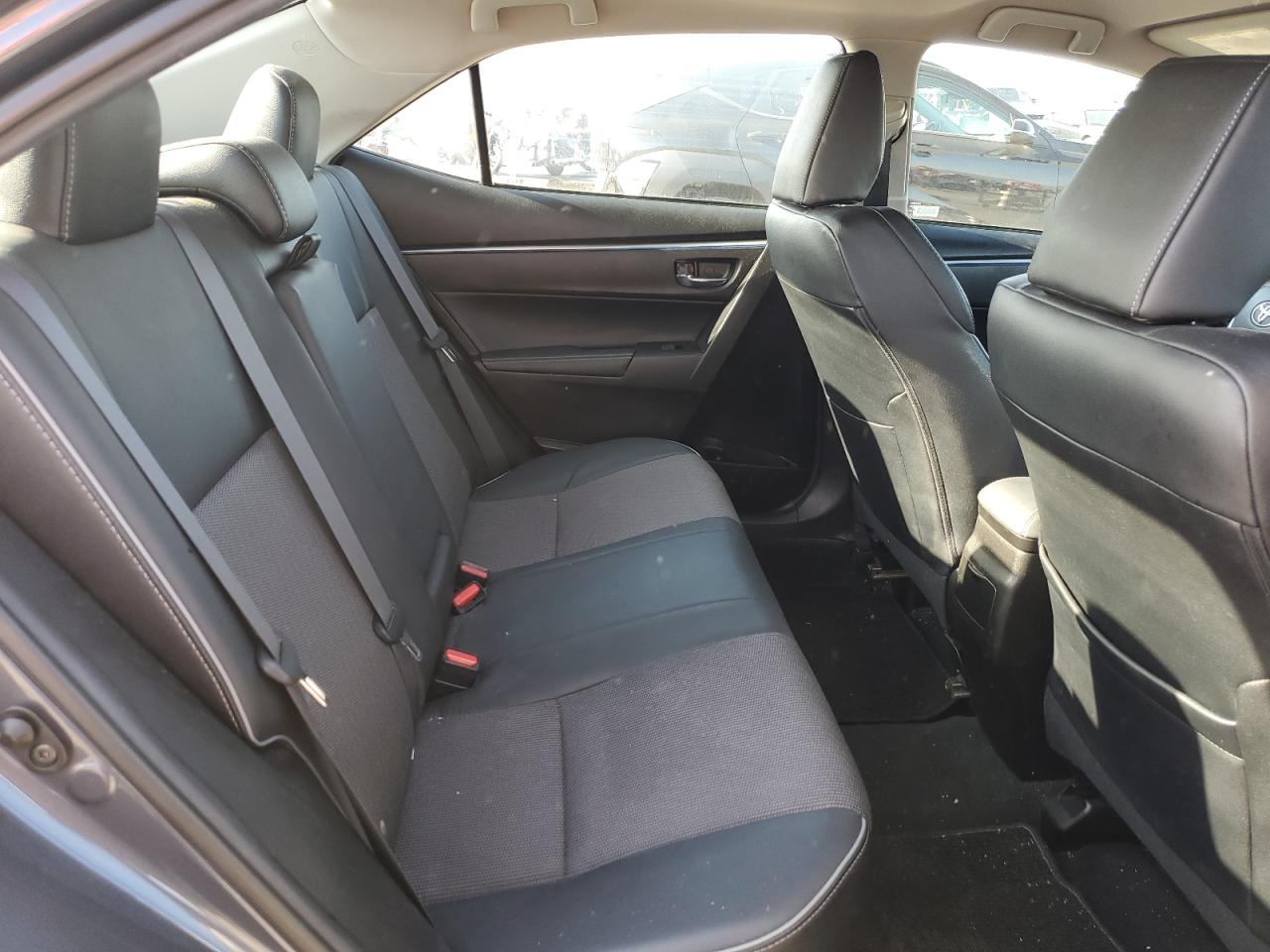 2015 Toyota Corolla - Image 10